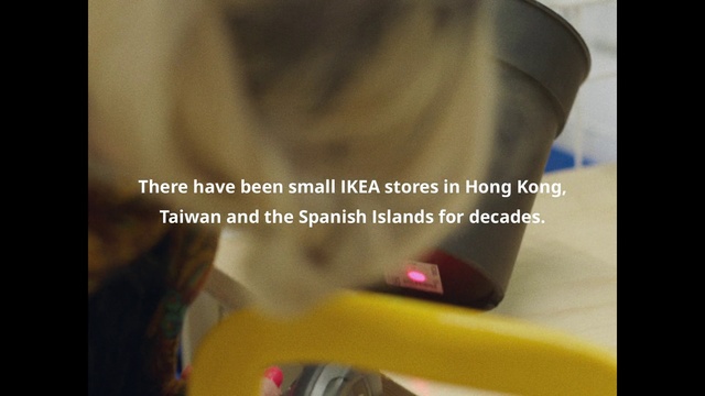 Video Reference: Text, Yellow, Finger, Hand, Neck, Photo caption, Font, Photography, Ear