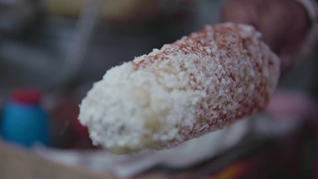 Video Reference: Food, Cuisine, Dish, Ingredient, Powdered sugar, Comfort food, Pastry, Dessert, Baked goods