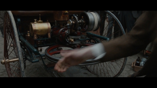 Video Reference: Engine, Auto part, Photography, Automotive engine part, Electrical wiring, Machine, Electrical supply, Metal