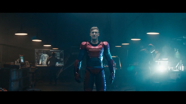 Video Reference: Performance, Entertainment, Performing arts, Music, Music artist, Song, Performance art, Concert, Public event, Stage, Person