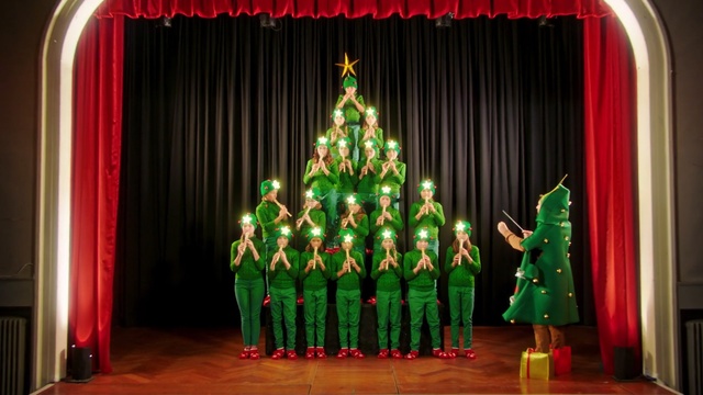 Video Reference: Stage, Theater curtain, Event, Curtain, Christmas, Performance, Christmas decoration, Performing arts, Tradition, Interior design