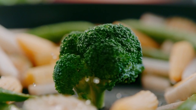 Video Reference: Broccoli, Food, Vegetable, Dish, Cruciferous vegetables, Ingredient, Cuisine, Comfort food, Produce, Leaf vegetable