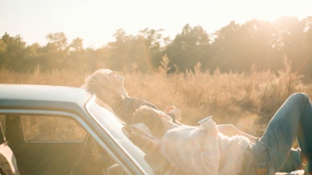 Video Reference: Sunlight, Sky, Photography, Grass, Backlighting