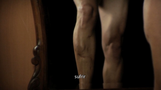 Video Reference: Human leg, Leg, Joint, Muscle, Thigh, Arm, Calf, Male, Knee, Barechested