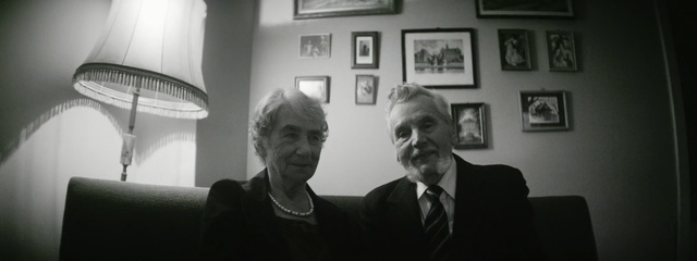 Video Reference: Photograph, White, Monochrome, Monochrome photography, Black-and-white, Snapshot, Photography, Gentleman, Portrait, Fun, Person