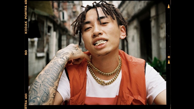 Video Reference: Photograph, Skin, Beauty, Lady, Cool, Hairstyle, Snapshot, Cheek, Forehead, Human, Person