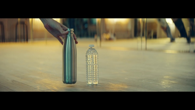 Video Reference: Snapshot, Water, Material property, Photography, Glass, Still life photography