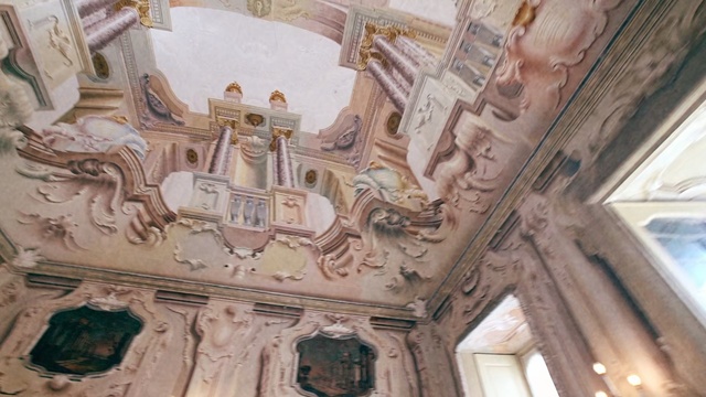 Video Reference: Holy places, Architecture, Ceiling, Art, Classical architecture, Building, Carving, Medieval architecture, Historic site, Stone carving