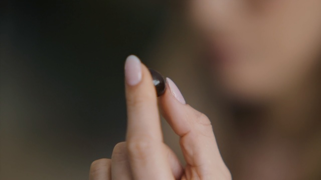 Video Reference: Finger, Hand, Skin, Nail, Close-up, Gesture, Thumb, Sky, Photography, Wrist
