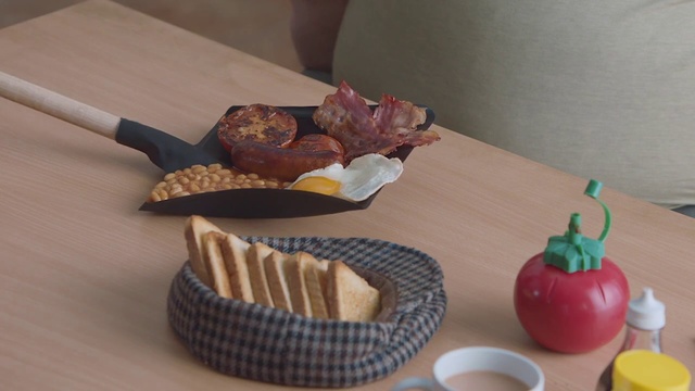 Video Reference: Food, Cuisine, Dish, Vegetarian food, Mortar and pestle, Tableware