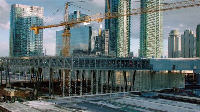 Video Reference: Metropolitan area, Metropolis, City, Building, Skyscraper, Urban area, Tower block, Human settlement, Architecture, Condominium