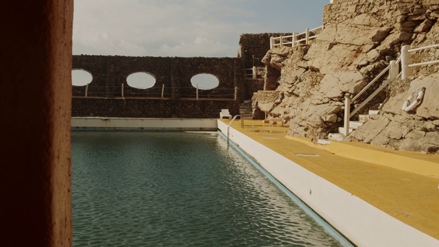 Video Reference: Swimming pool, Water, Architecture
