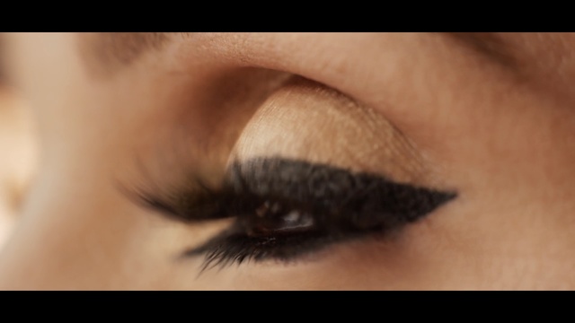 Video Reference: eyebrow, eye shadow, eyelash, eye, close up, lip, organ, eye liner, cosmetics, eyelash extensions