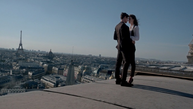 Video Reference: mode of transport, sky, vehicle, tourism, road, city, travel, recreation, street