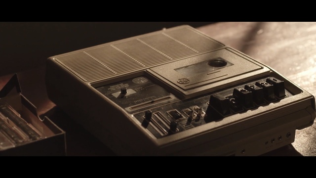 Video Reference: electronics, technology, product, electronic instrument, musical instrument accessory, electronic device