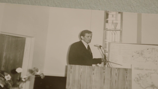 Video Reference: Photograph, Public speaking, Room, Orator, Lecture