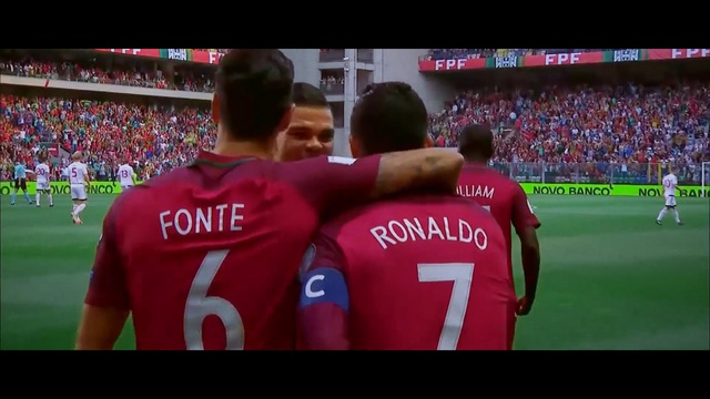 Video Reference: sport venue, player, football player, games, soccer player, stadium, soccer specific stadium, football, team, product, Person