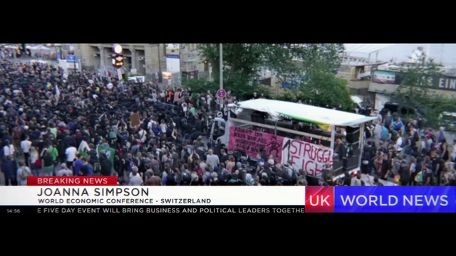 Video Reference: Crowd, People, Public event, Event, Festival, Audience, Urban area, Parade, Protest, Pedestrian