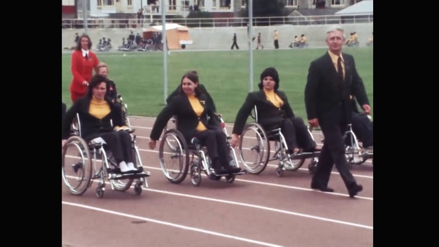 Video Reference: Sports, Disabled sports, Wheelchair sports, Wheelchair, Ball game, Team sport, Wheelchair tennis, Wheelchair basketball, Tennis