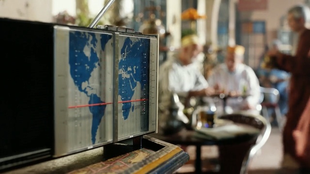 Video Reference: radio, people, old people, blur, Person