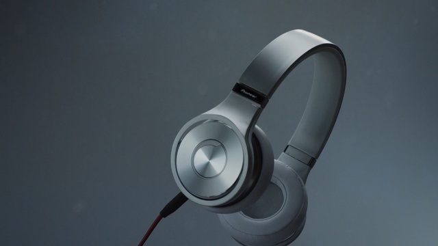 Video Reference: headphones, technology, audio equipment, electronic device, audio, product, gadget, product