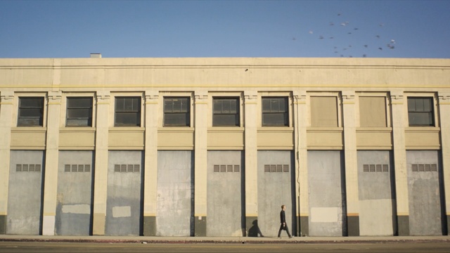 Video Reference: Building, Facade, Architecture, Window, Commercial building, Classical architecture, Person