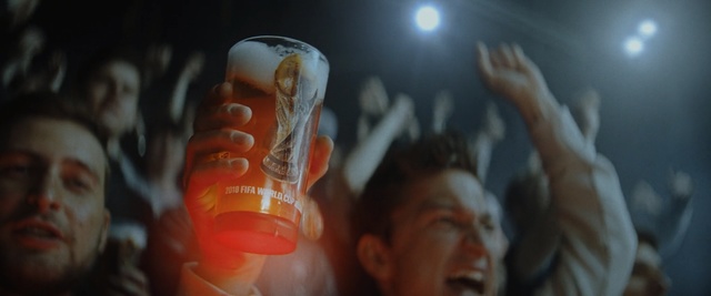 Video Reference: beer glass, glass, container, drink, alcohol, beverage, beer, lager, Person