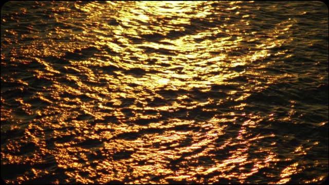 Video Reference: Water, Water resources, Atmosphere, Afterglow, Liquid, Amber, Dusk, Orange, Gold, Lake