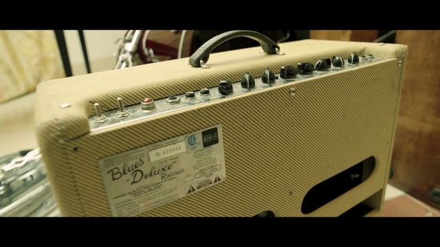 Video Reference: lock, bag, padlock