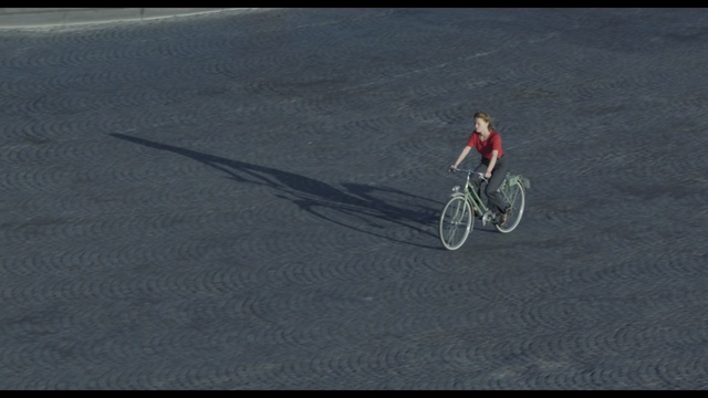 Video Reference: polo mallet, mallet, stick, sports equipment, bicycle, bike, cycling, sport, outdoors, man, cycle, active