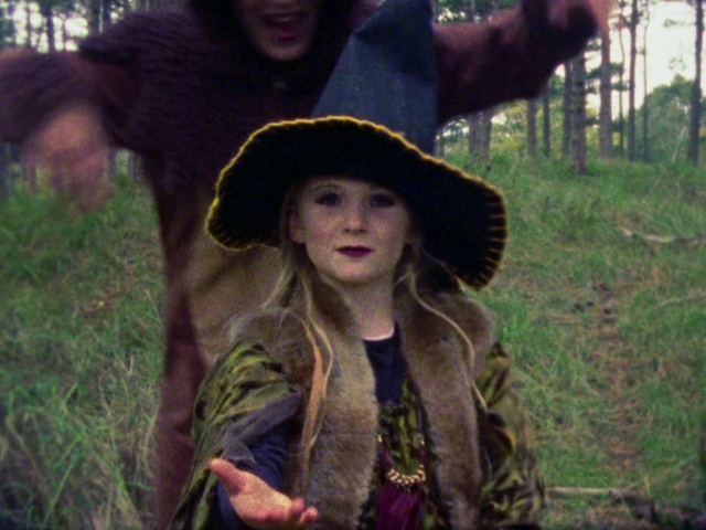 Video Reference: Smile, Hat, Headgear, Fun, Grass, Tree, Adaptation, Plant, Photography, Fashion accessory