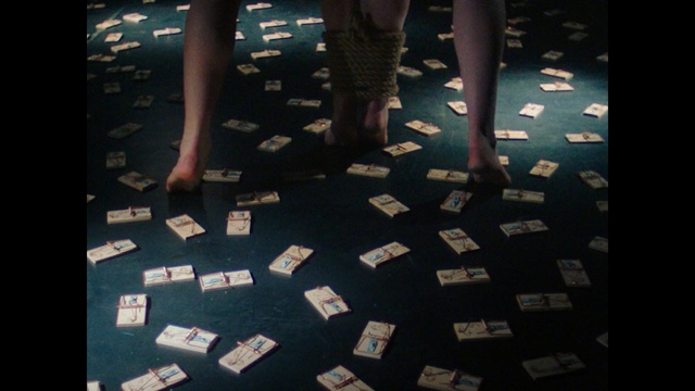 Video Reference: Black, Floor, Leg, Flooring, Hand, Human leg, Pattern, Games