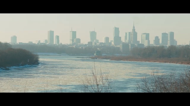 Video Reference: Cityscape, Skyline, City, Metropolitan area, Sky, Nature, Atmospheric phenomenon, Daytime, Urban area, Metropolis, Person, Male