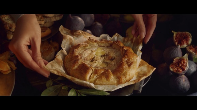 Video Reference: Dish, Food, Cuisine, Ingredient, Baked goods, Junk food, Empanada, Dessert, Pastry, Filo