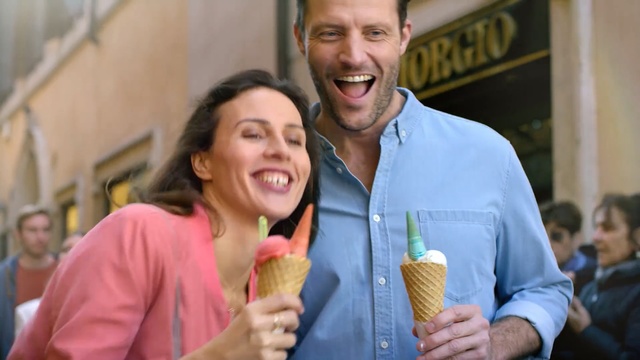 Video Reference: Gelato, Ice cream, Frozen dessert, Smile, Dairy, Dondurma, Ice cream cone, Food, Taste, Eating, Person