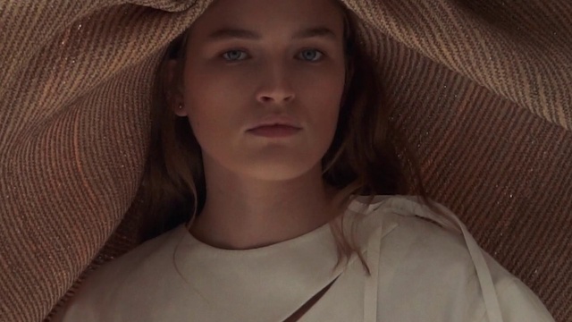 Video Reference: Face, Hair, Lip, Skin, Nose, Beauty, Head, Eyebrow, Chin, Hairstyle