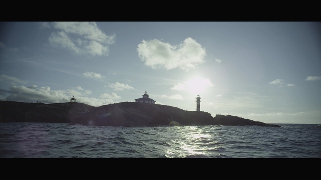 Video Reference: sea, sky, body of water, ocean, water, coastal and oceanic landforms, horizon, cloud, coast, wave, Person