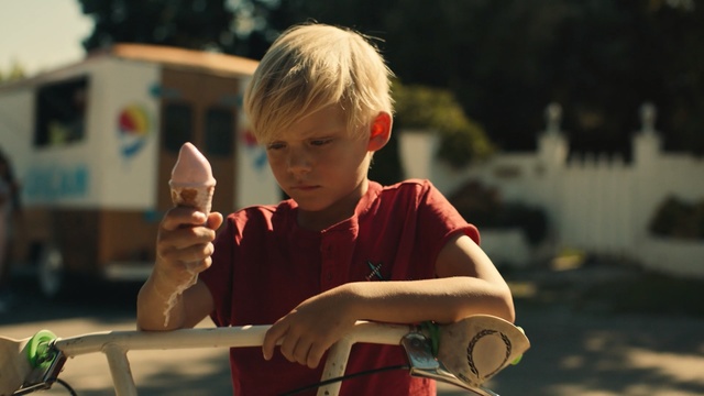 Video Reference: Child, Play, Toddler, Arm, Hand, Fun, Sitting, Finger, Vacation
