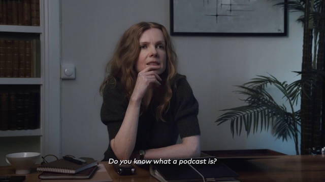 Video Reference: Sitting, Blond, Long hair, Photography