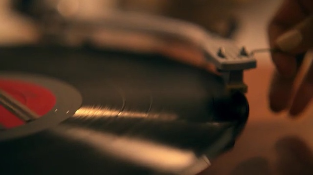 Video Reference: Gramophone record, Sewing machine, Office equipment