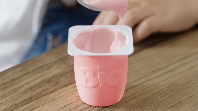 Video Reference: Pink, Finger, Hand, Drinkware, Plastic, Cup, Cup, Child, Plastic bottle, Nail