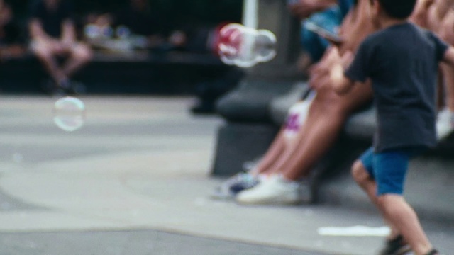 Video Reference: Fun, Leg, Footwear, Pedestrian, Knee, Recreation, Leisure, Human leg, Physical fitness, Road