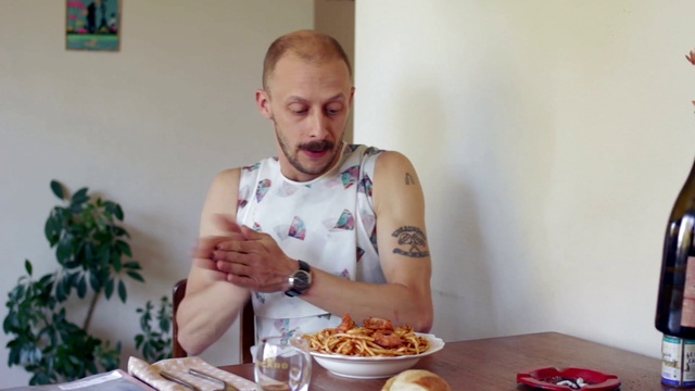 Video Reference: Eating, Food, Meal, Dish, Junk food, Cuisine, Fast food, Vegetarian food, Breakfast, Muscle