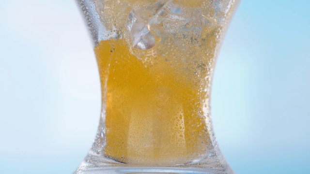 Video Reference: Drink, Alcoholic beverage, Orange drink, Juice, Beer cocktail, Crodino, Cocktail, Beer, Fizz, Distilled beverage