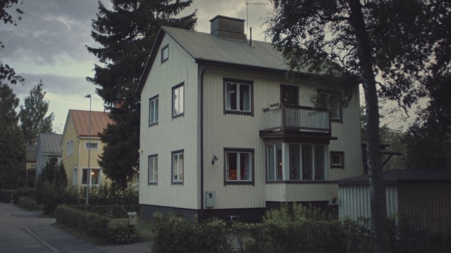 Video Reference: House, Property, Home, Building, Residential area, Architecture, Real estate, Neighbourhood, Cottage, Roof