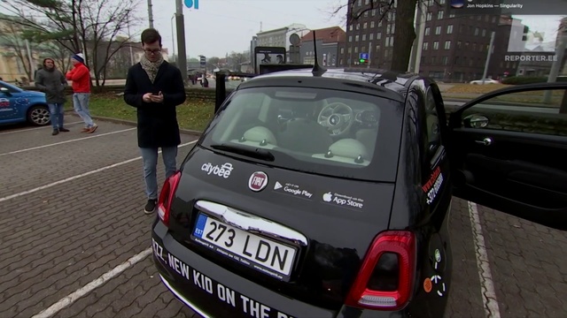 Video Reference: Land vehicle, Vehicle, Car, Motor vehicle, Vehicle registration plate, City car, Automotive exterior, Transport, Mode of transport, Hatchback