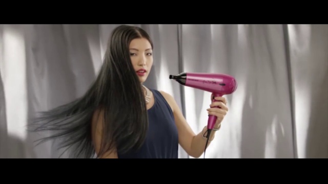 Video Reference: Hair, Hair dryer, Pink, Beauty, Lip, Blond, Long hair, Mouth, Hair coloring, Brown hair