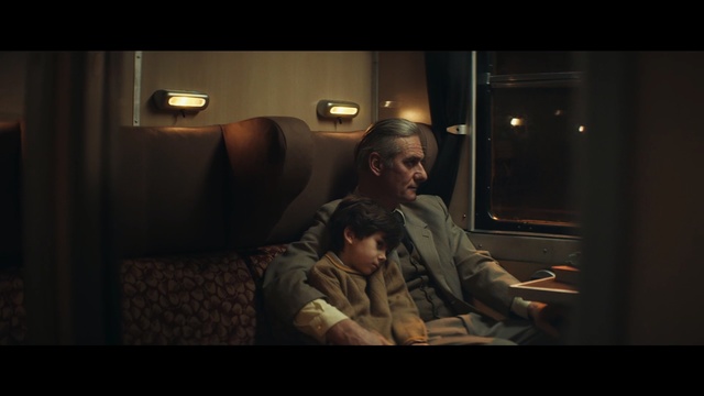 Video Reference: Human, Darkness, Fun, Sitting, Mouth, Photography, Digital compositing, Screenshot, Room, Scene, Person