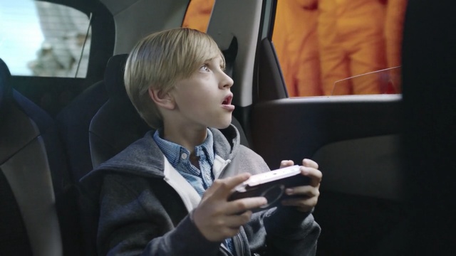 Video Reference: Technology, Electronic device, Fun, Passenger, Child, Gadget