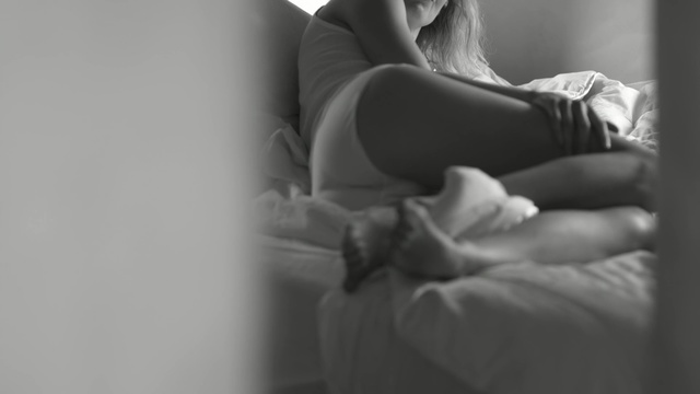 Video Reference: white, black, photograph, black and white, monochrome photography, hand, joint, finger, shoulder, photography